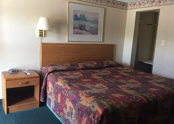 West Motel Freeport