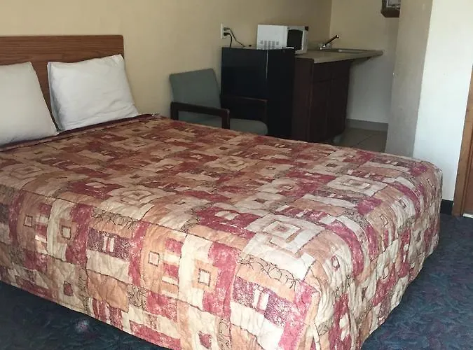 Motel West